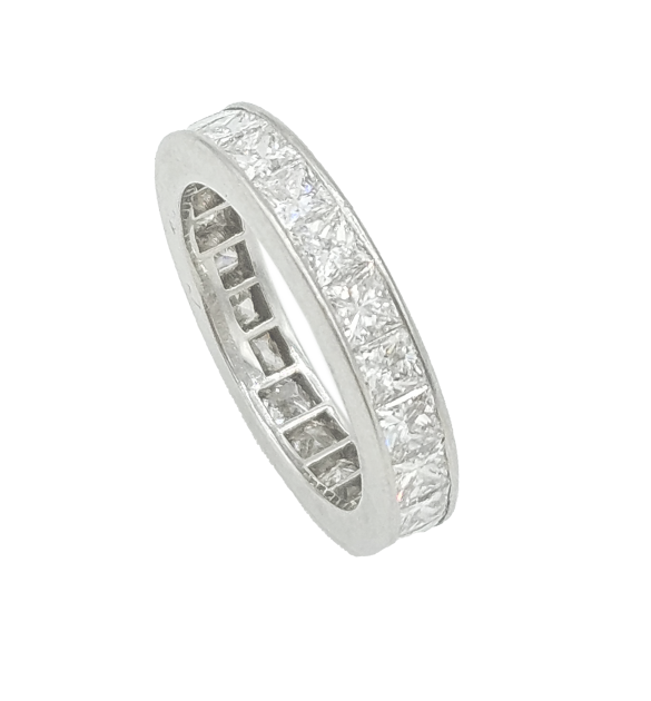 Van Cleef & Arpels Diamond Eternity Ring
